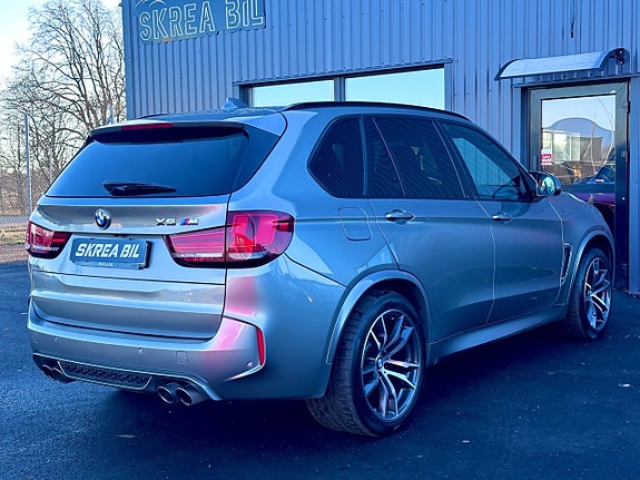 BMW X5 M 8 of 27