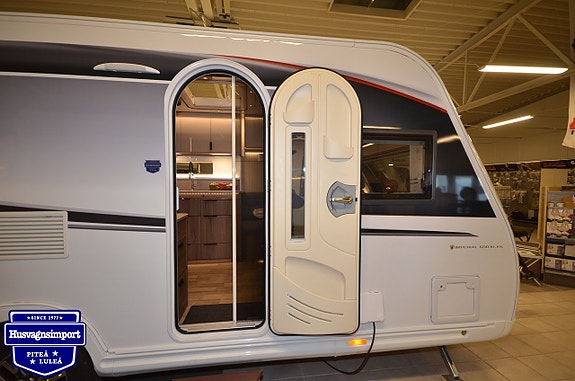 Kabe Imperial 600 XL KS Vinkelkök / Dubbelbädd / 2300 kg 18 of 19