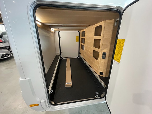 Adria Coral Axess 670 SL /Automat140hk/Elpatron/B-körkort 23 of 24