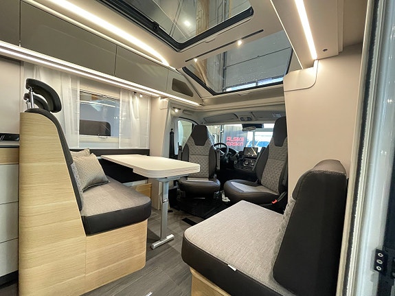 Adria Coral Axess 670 SL /Automat140hk/Elpatron/B-körkort 5 of 24