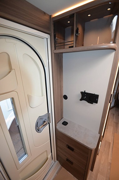 Kabe Imperial 560 XL KS 10 of 11