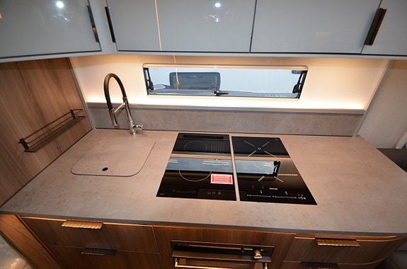 Kabe Imperial 560 XL KS 4 of 11