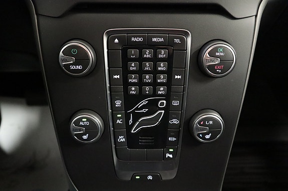 Volvo V40 10 of 23