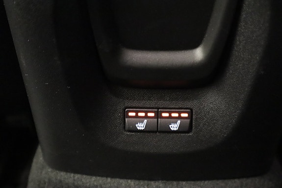 Volvo V40 17 of 23
