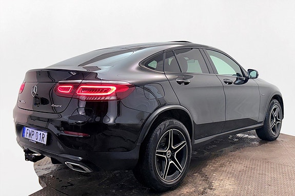 Mercedes-Benz GLC300 e 6 of 27