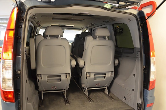 Mercedes-Benz Viano 5 of 5