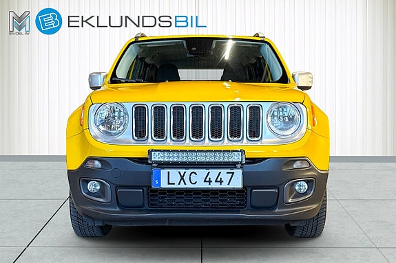 Jeep Renegade 2 of 5