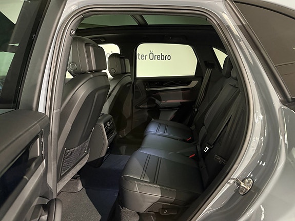 Porsche Cayenne S 16 of 16