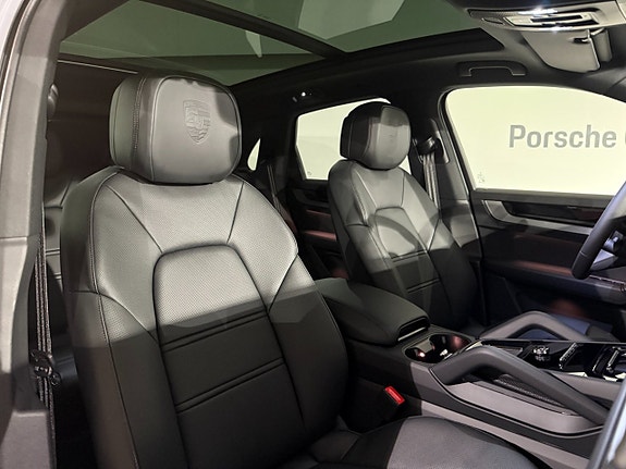 Porsche Cayenne S 15 of 16