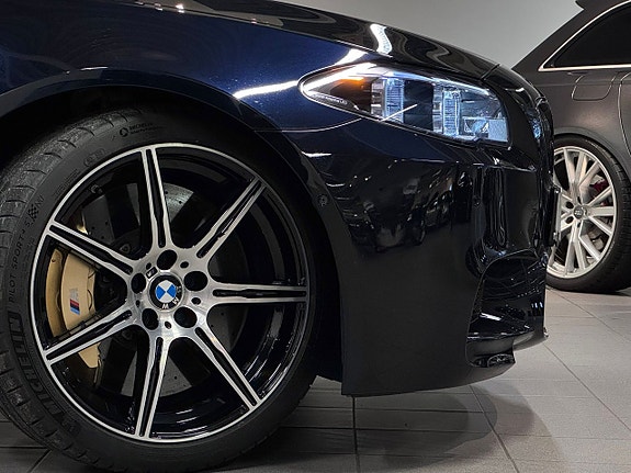 BMW M5 11 of 27