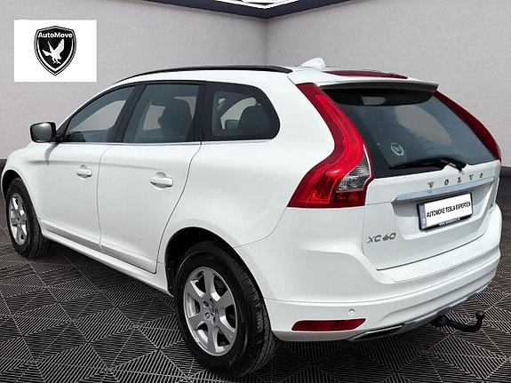 Volvo XC60 6 of 17