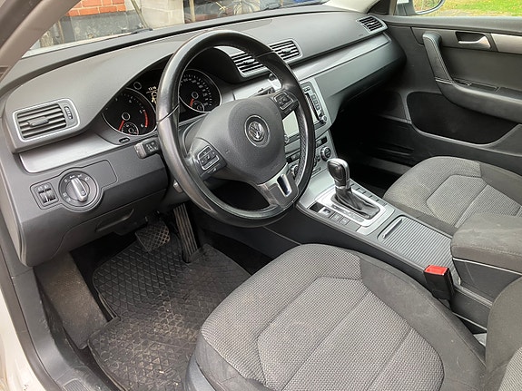Volkswagen Passat 4 of 5