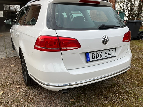 Volkswagen Passat 3 of 5