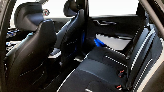 Kia EV6 7 of 13