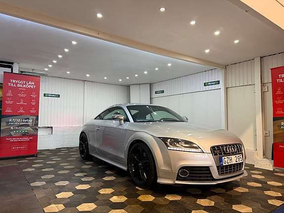 Audi TTS 2 of 5
