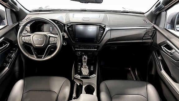 Isuzu D-max 7 of 9