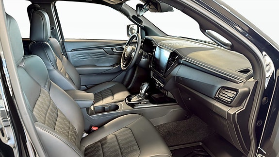 Isuzu D-max 6 of 7