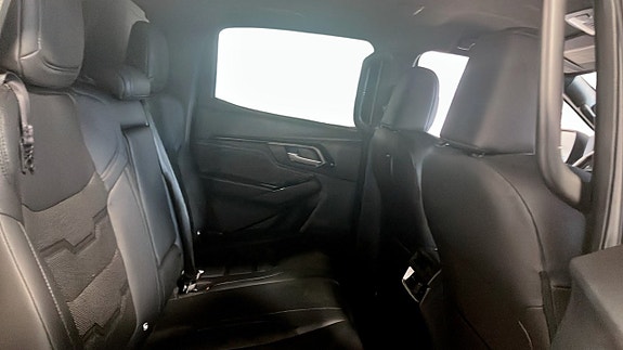 Isuzu D-max 6 of 6