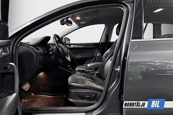 Skoda Octavia Scout 8 of 17