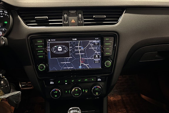 Skoda Octavia Scout 15 of 17