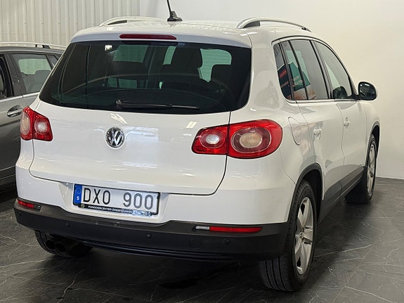 Volkswagen Tiguan 6 of 25