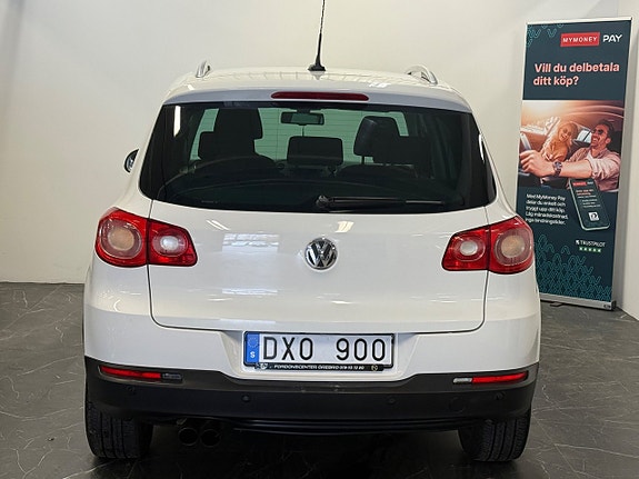 Volkswagen Tiguan 5 of 25