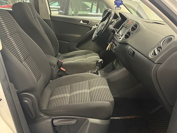 Volkswagen Tiguan 23 of 25