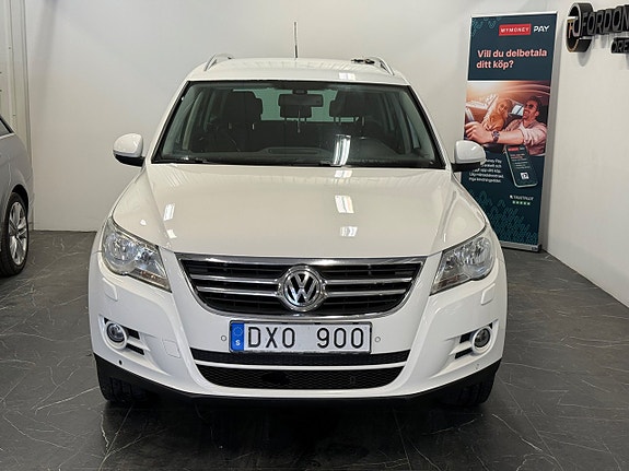 Volkswagen Tiguan 2 of 25