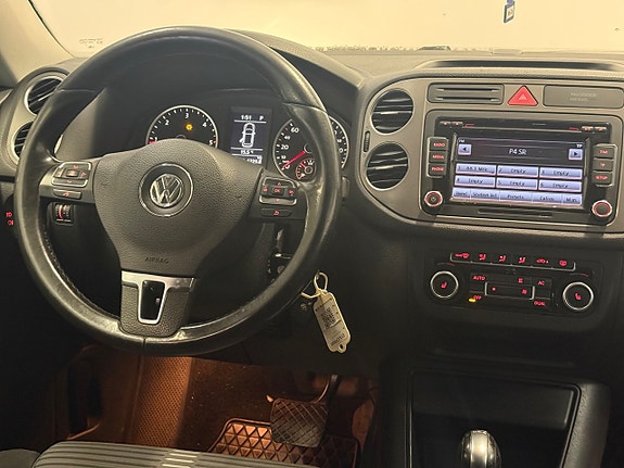 Volkswagen Tiguan 18 of 25