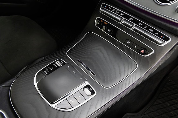 Mercedes-Benz E300 19 of 29