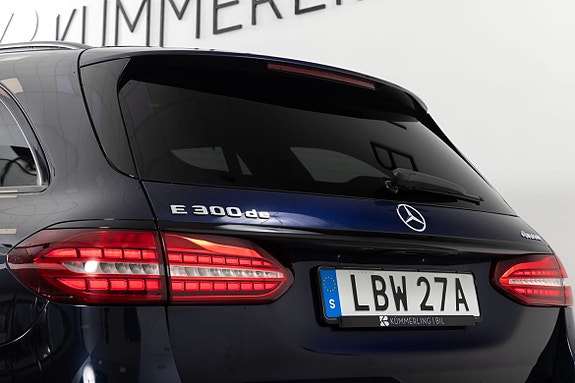 Mercedes-Benz E300 8 of 29
