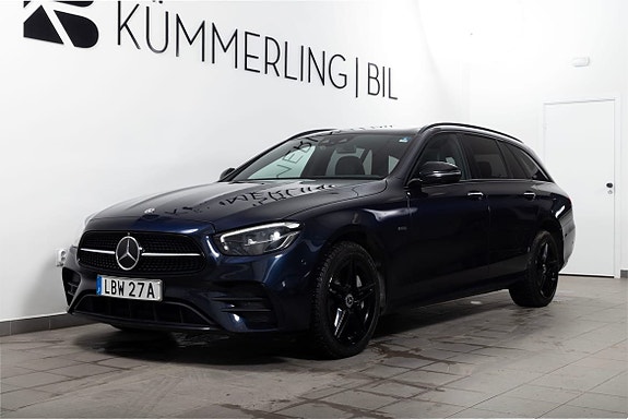 Mercedes-Benz E300 2 of 29