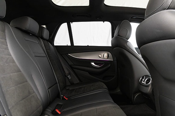 Mercedes-Benz E300 15 of 29