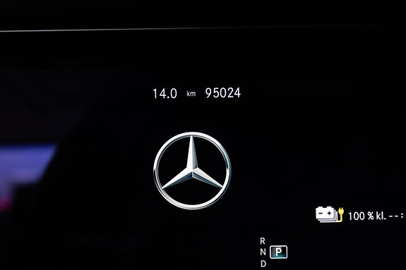 Mercedes-Benz E300 23 of 29