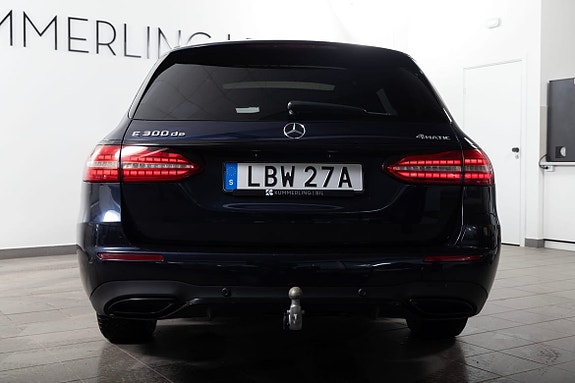 Mercedes-Benz E300 11 of 29