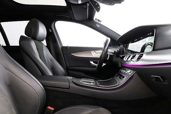 Mercedes-Benz E300 14 of 29