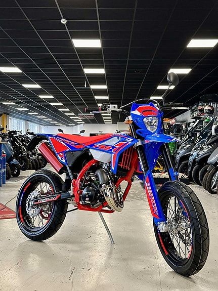 Beta RR 50 TRACK, Limited Edition Blue!