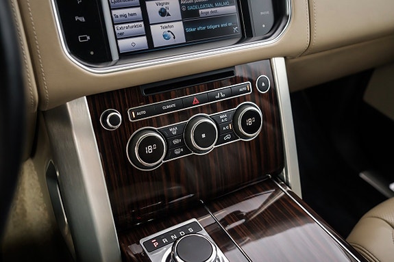 Land Rover Range Rover 19 of 30