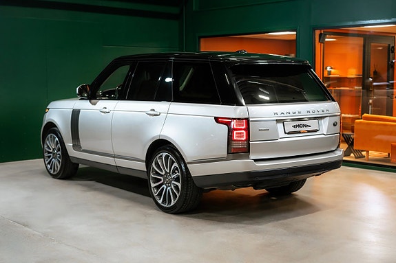 Land Rover Range Rover 3 of 5
