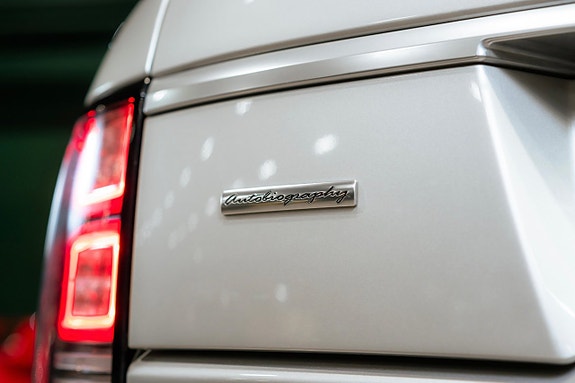 Land Rover Range Rover 12 of 30