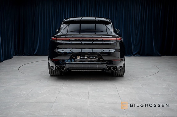Porsche Cayenne Coupe 4 of 5