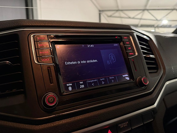 Volkswagen Amarok 19 of 23