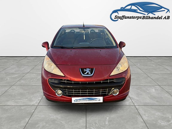 Peugeot 207 CC 2 of 5