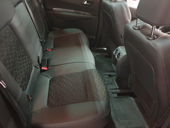 Peugeot 3008 7 of 8