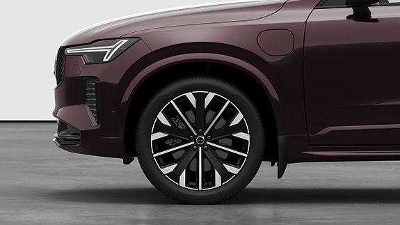 Volvo XC90 7 of 16