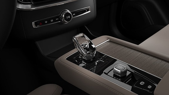 Volvo XC90 16 of 16