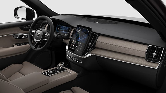 Volvo XC90 11 of 16