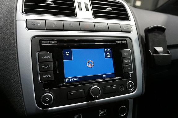 Volkswagen Polo 18 of 22