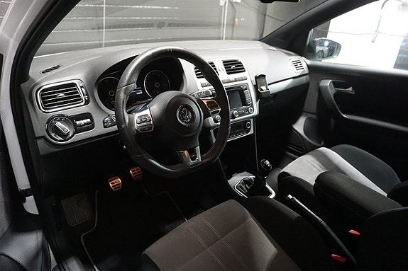 Volkswagen Polo 13 of 22