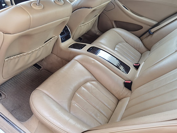Mercedes-Benz CLS500 7 of 7